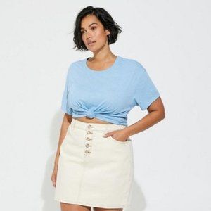 Torrid - Relaxed Signature Jersey Crew Neck Crop Tee in "Dust Blue"​